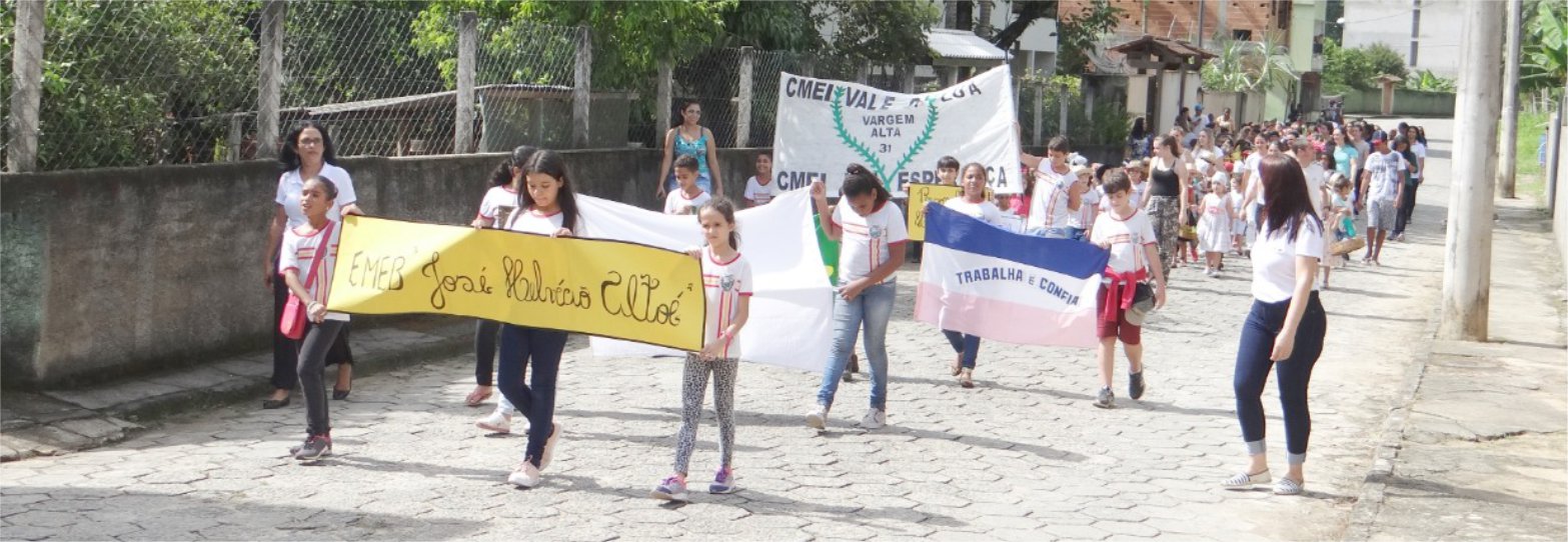 Desfile Cívico Escolar de Vargem Alta celebra a educação e a história local